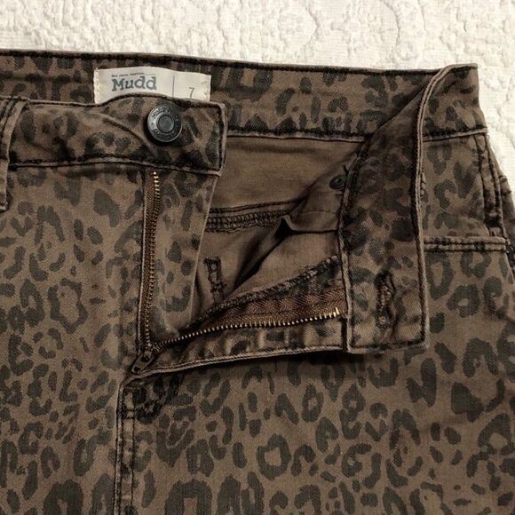 MUDD Juniors Size 7 Leopard Print Denim Skirt with Fray Bottom - Picture 8 of 8